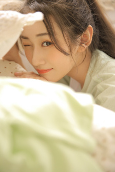隔壁女友