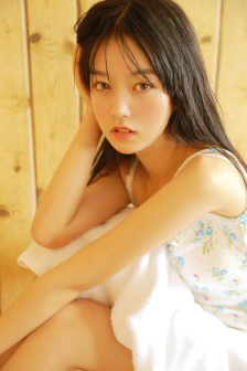 美女脱的一干二净